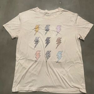Graphic Lightning Bolt Cream T-Shirt